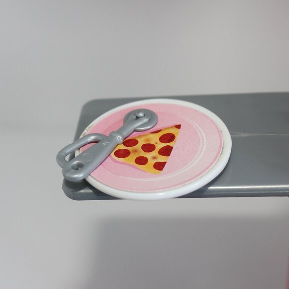 Mattel 2009 Barbie I Can Be A Pizza Chef Counter Accessories Oven 12 piece - Picture 4 of 10